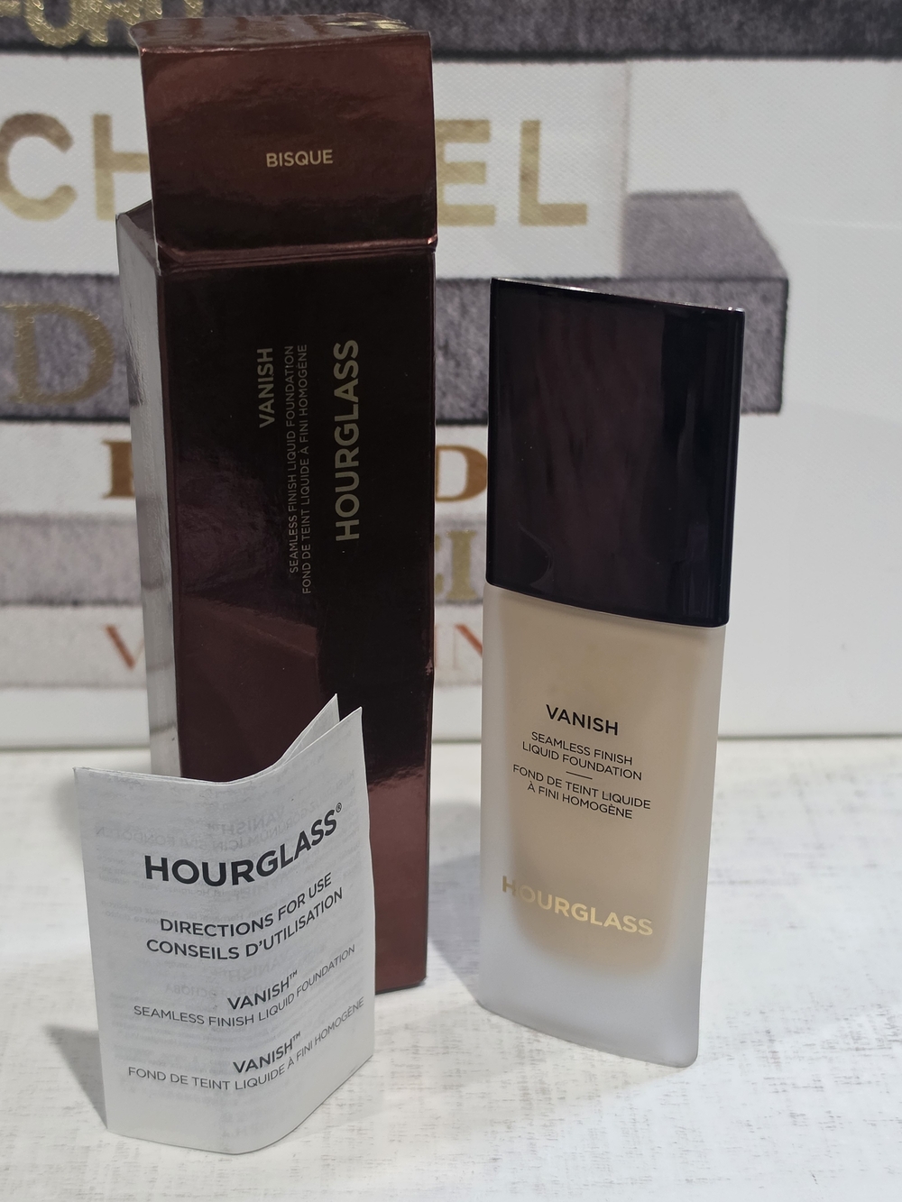Hourglass Vanish Seamless Finish Liquid Foundation - Bisque (Cream Beige)